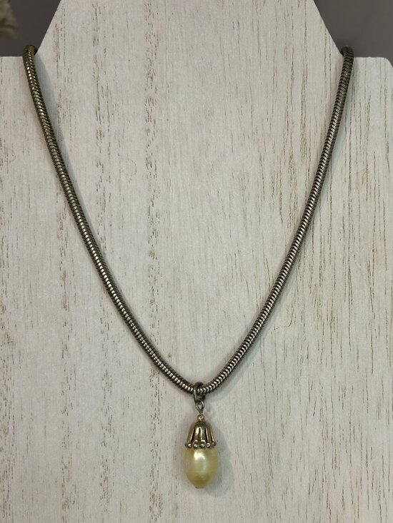 Park Lane Jewelry - Vintage Park Lane Gold Snake Chain Faux Pearl Drop Necklace Signed